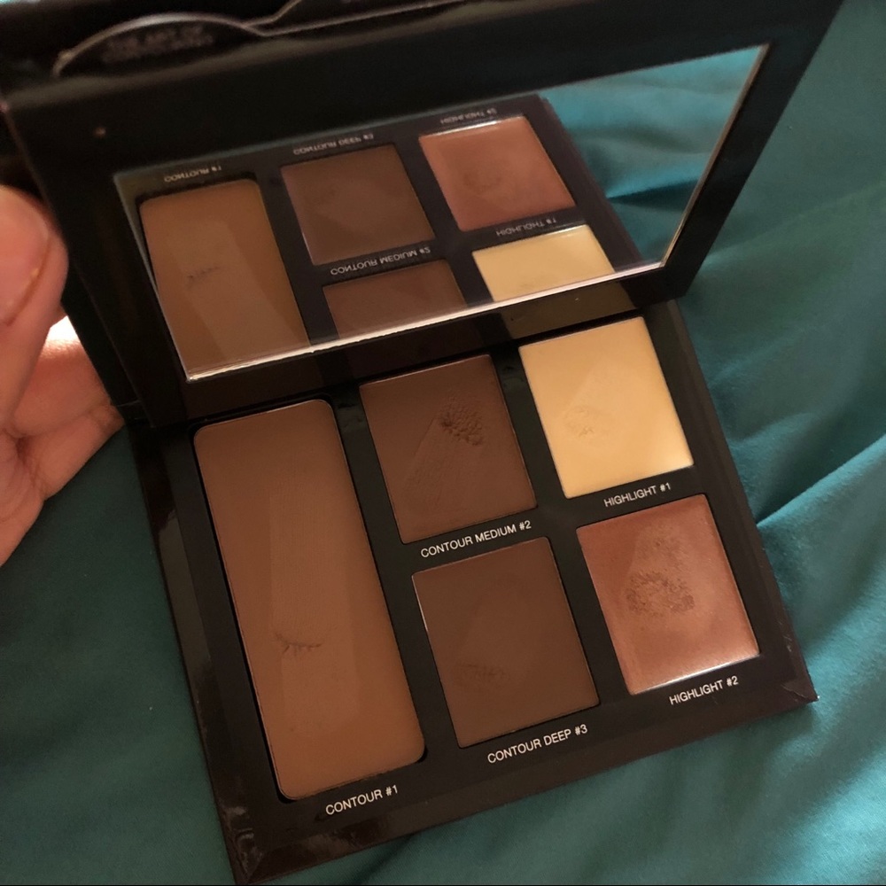 Laura Mercier Contour Palette